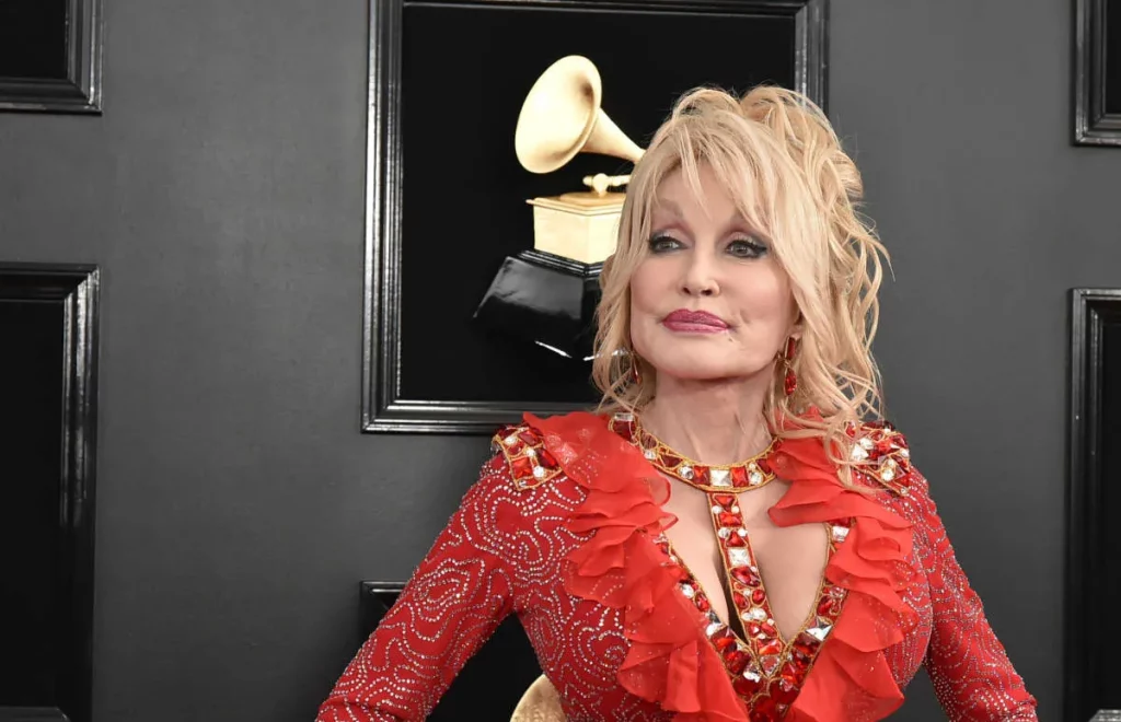 Dolly Parton ranked 4th among Richest Singers in the world